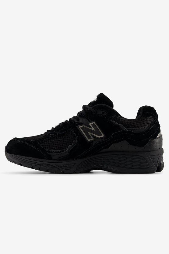 New Balance U2002DXB - Black with Black Metallic