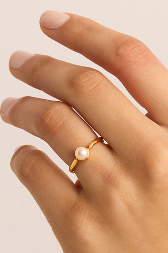 By Charlotte Endless Grace Pearl Ring - Gold
