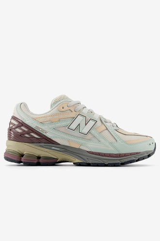 New Balance M1906ND - Clay Ash with Licorice