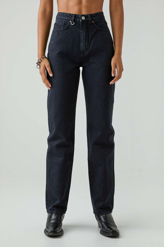 Neuw Nico Straight - Total Blackout