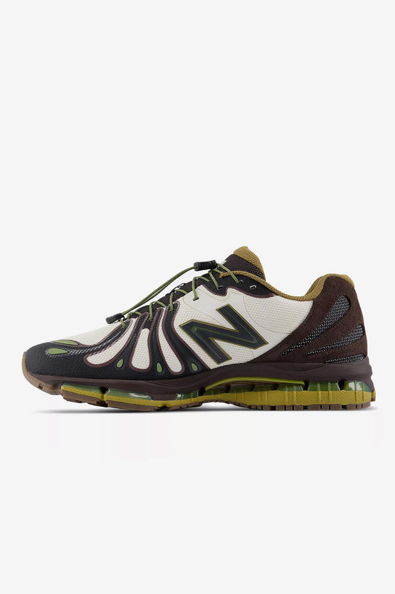 New Balance U18904AS - Linen with Pumpernickel