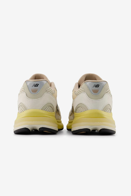 New Balance U2010SGR - Linen with Desert Clay