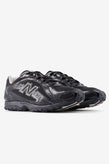 New Balance U204LMRA - Black with Timberwolf