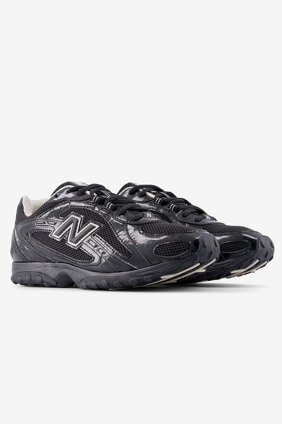 New Balance U204LMRA - Black with Timberwolf