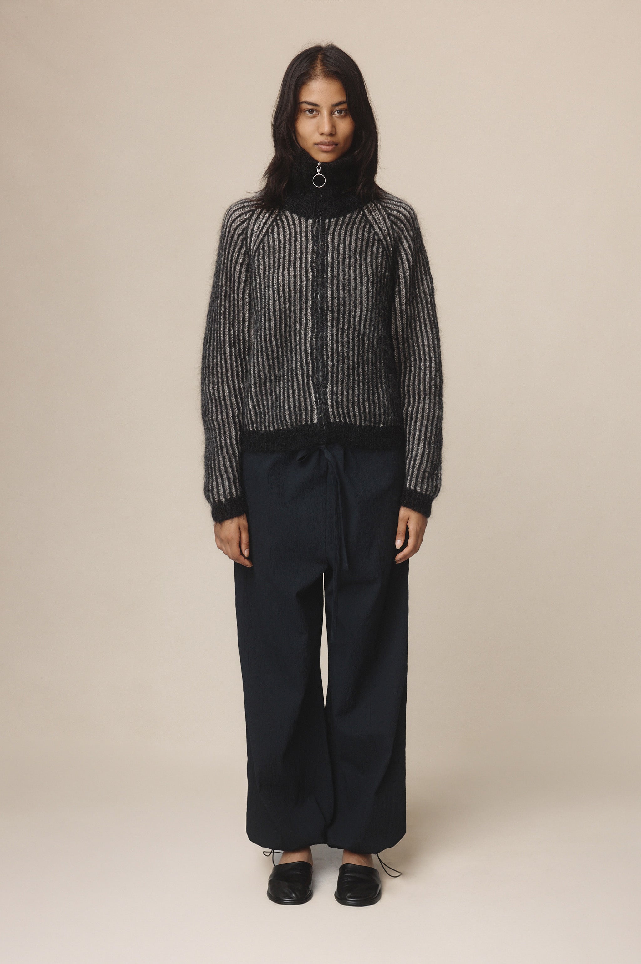 Marle Oscar Zip Up - Black / Greige
