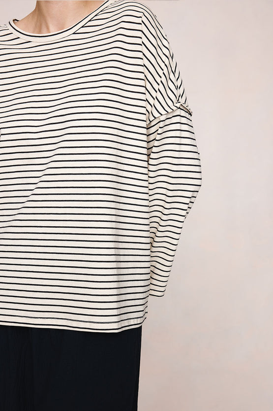 Marle Yelena Tee - Ivory / Black