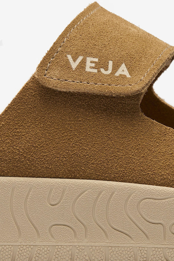 Veja Etna Suede - Tent Almond