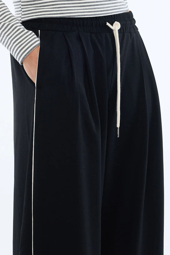 Ena Pelly Bowie Wide Leg Pant - Black