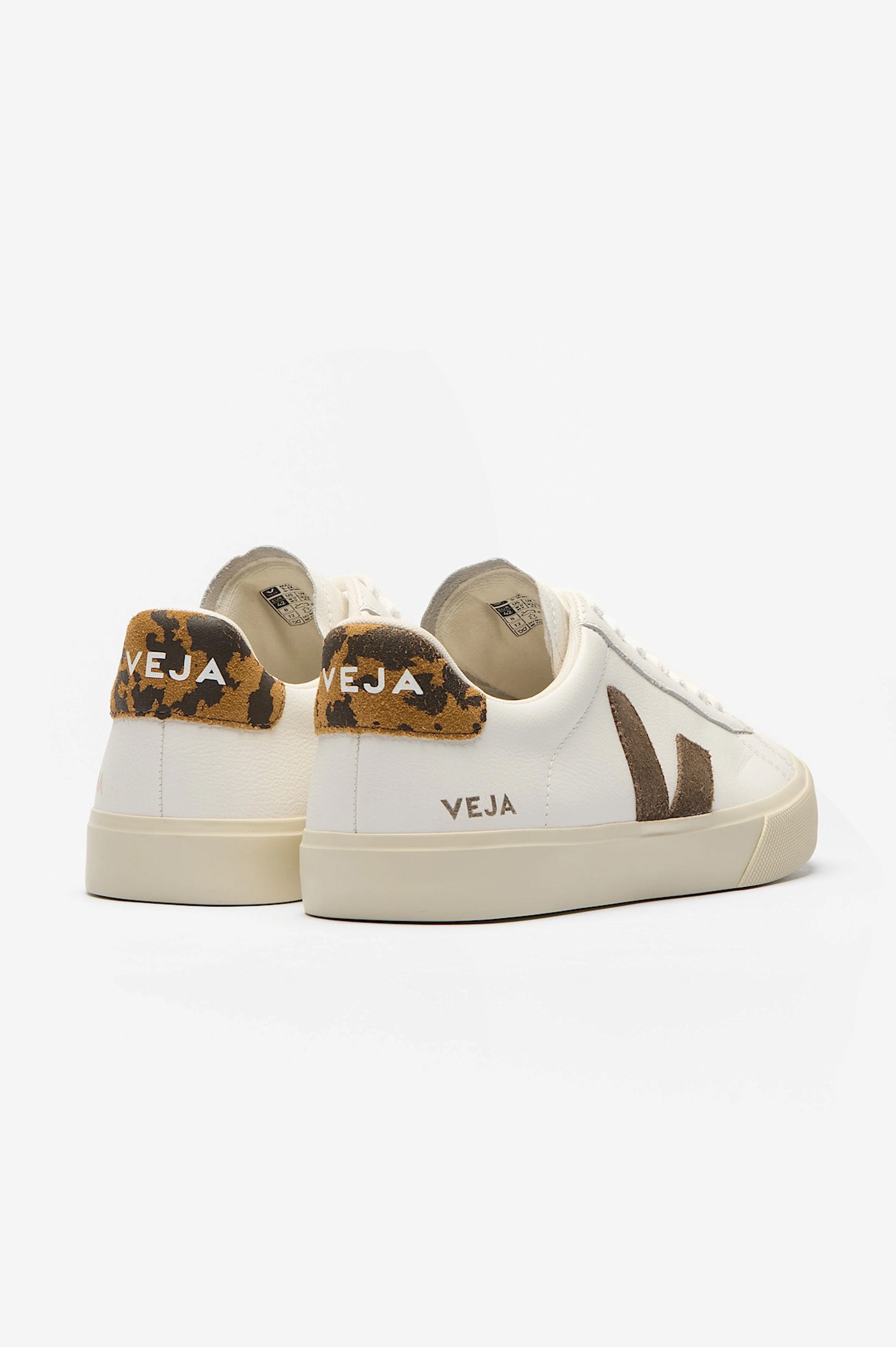 Veja Campo Leather - White Camel Wild Country