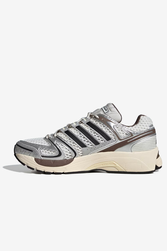 Adidas Adistar Control - Cloud White / Core Black / Core