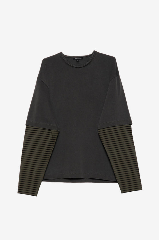 Beach Brains Dream-Layer T-Shirt - Charcoal
