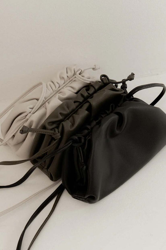 La Tribe Dumpling Bag - Black