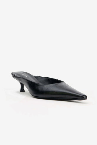 Alias Mae Geneva Heel - Black Crinkle