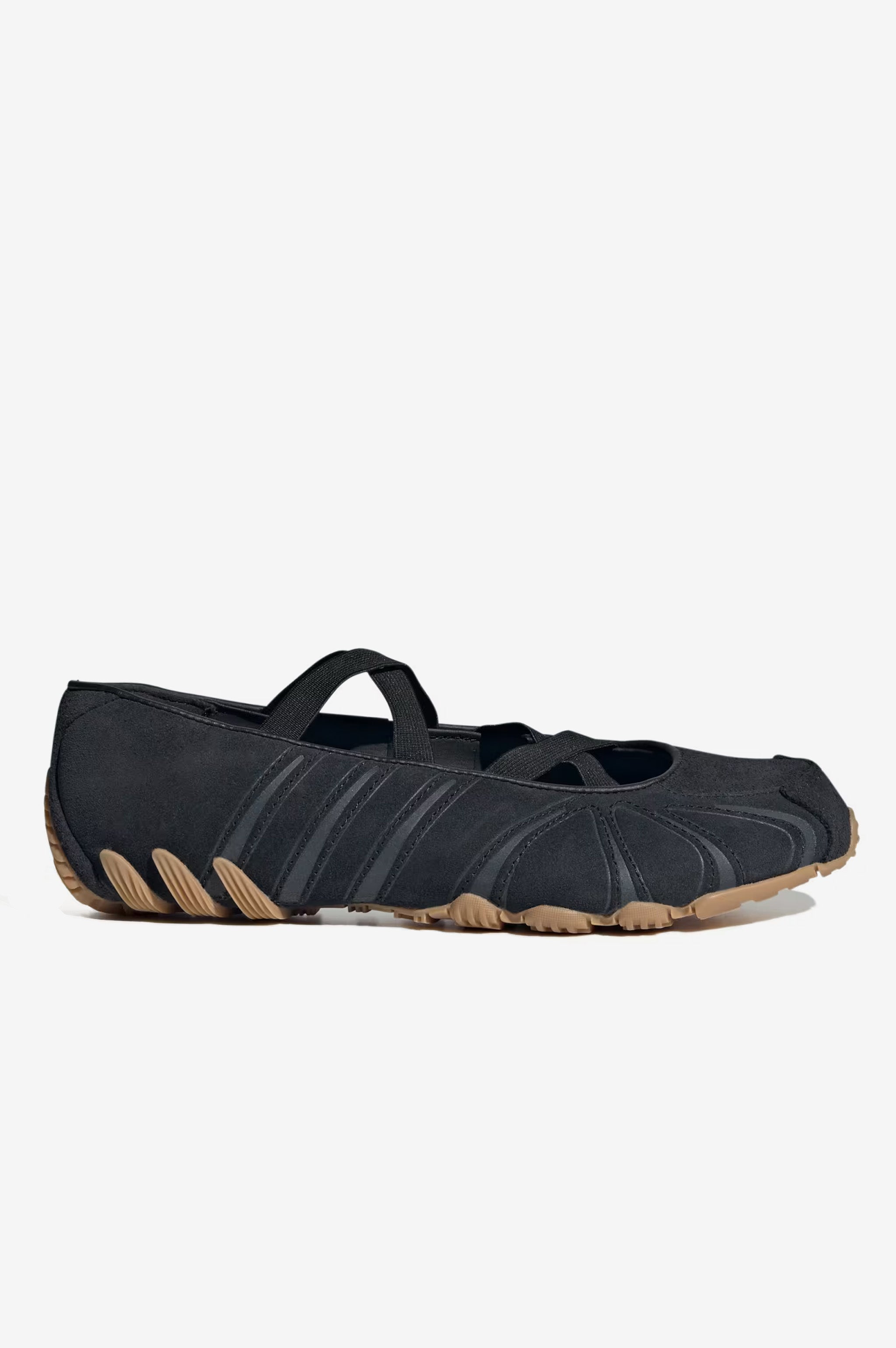 Adidas Ghost Sprint Ballet - Core Black / Core Black / Gum