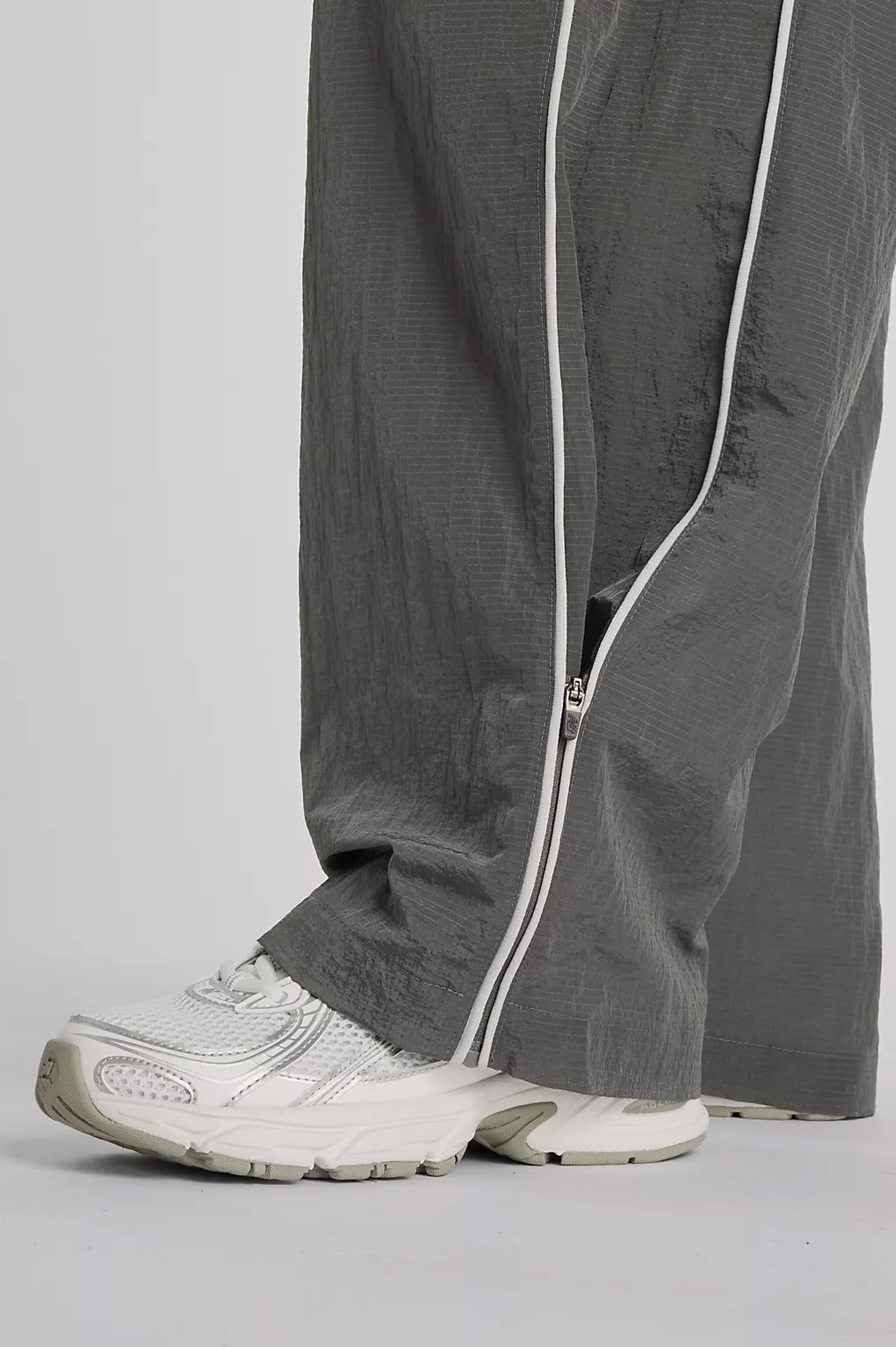 New Balance Sport Legacy Pant - Grey
