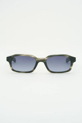 Flatlist Hanky - Grey Havana / Smoke Gradient Lens
