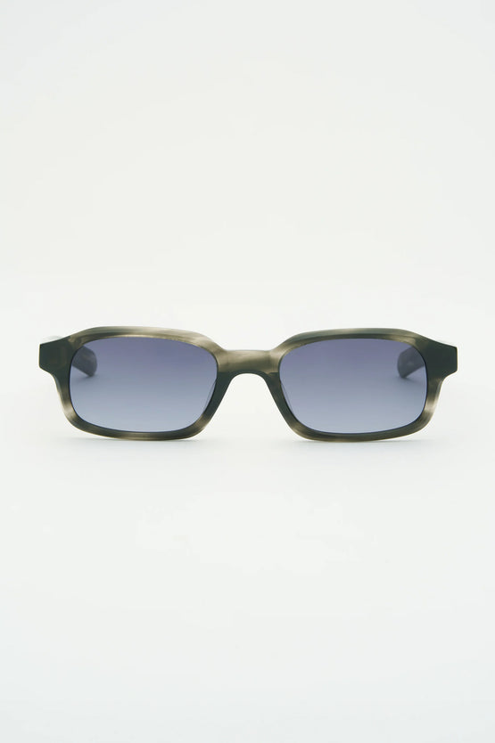 Flatlist Hanky - Grey Havana / Smoke Gradient Lens