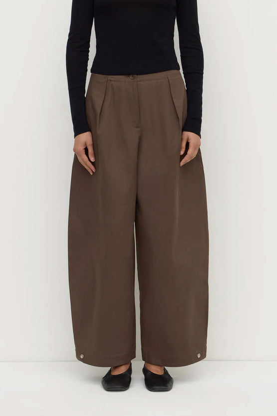Assembly Jasmine Barrel Pant - Military