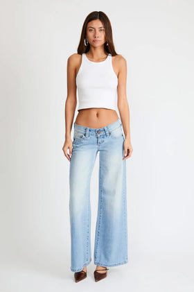 A Brand 00 Super Low & Wide - Kaia Worn