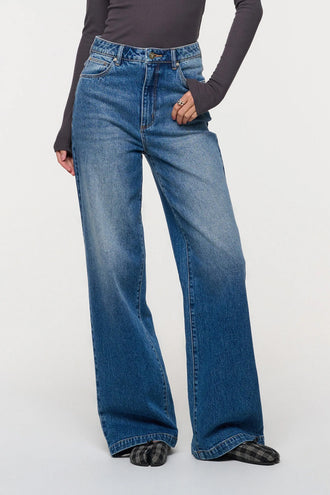 A Brand 94 High & Wide - Kaley