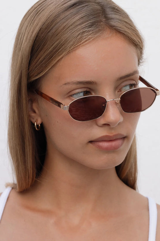 Lu Goldie Lara Sunglasses - Chestnut