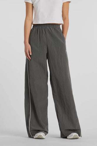 New Balance Sport Legacy Pant - Grey