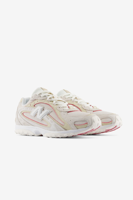 New Balance U204LSC - Sea Salt With Bone and Pink Eraser
