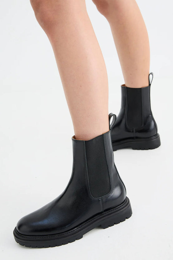 La Tribe Lucie Boot - Black