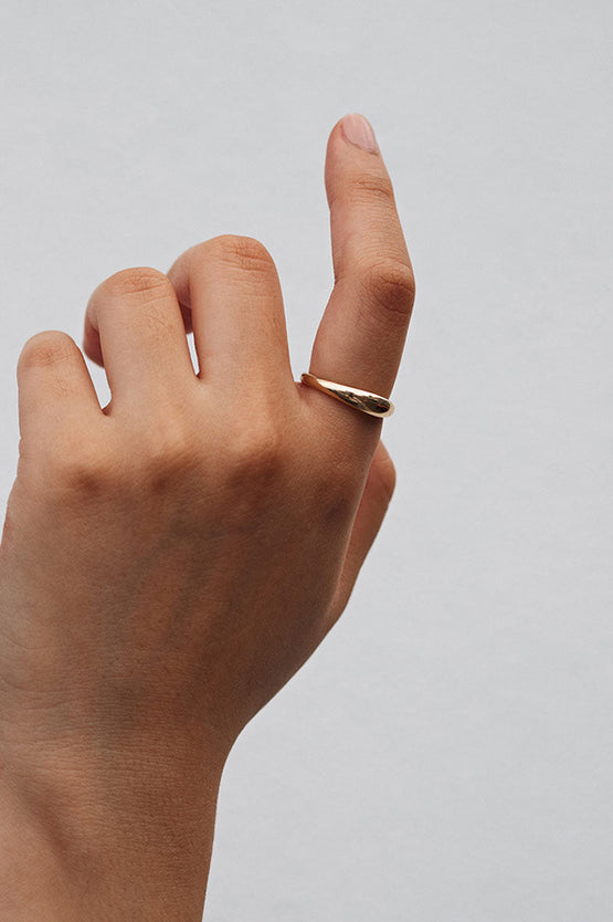 Meadowlark Mini Claude Ring - Gold