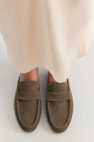 La Tribe Naomi Mule - Khaki Suede