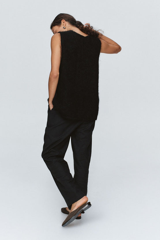 Marle Nya Vest - Black
