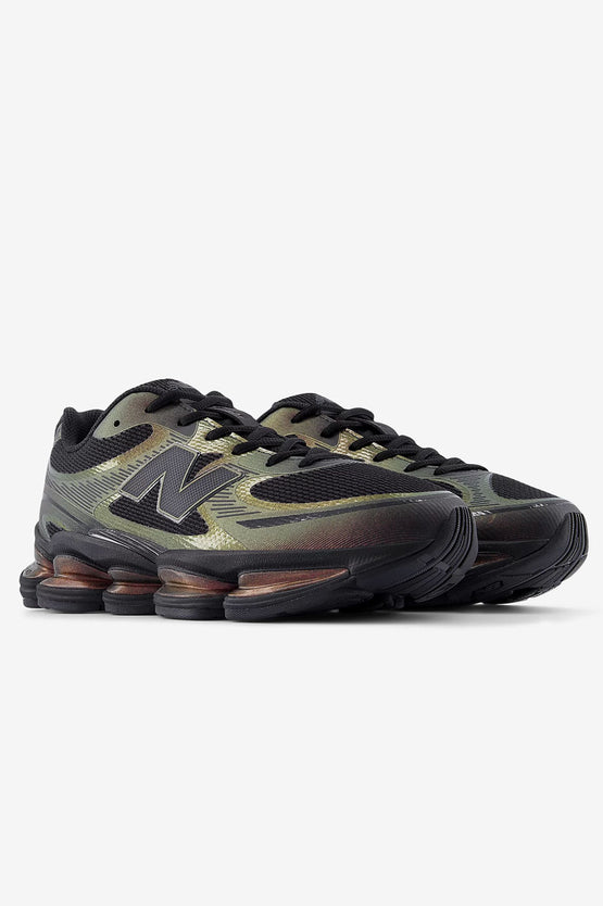 New Balance U2000PPB - Iridescent with Black