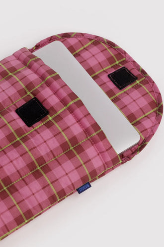 Baggu Puffy Laptop Sleeve 13/14 Inch - Azalea Pink Tartan
