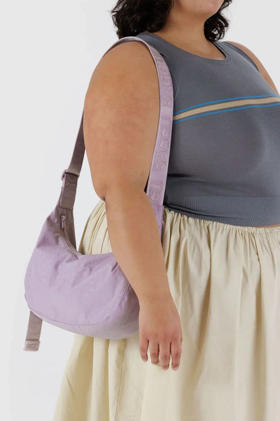 Baggu Medium Nylon Crescent Bag - Dusty Pink