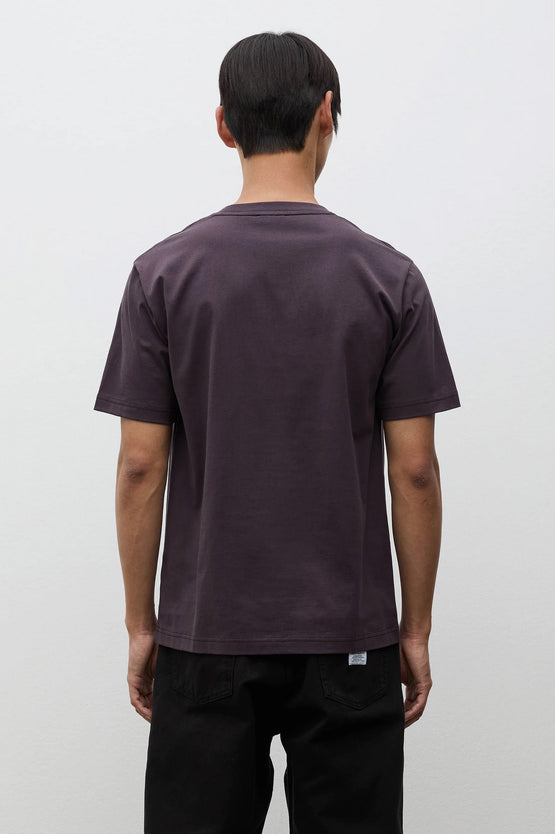 Norse ProjectsDyrehaven Organic Logo Print Tee – Darkest Purple