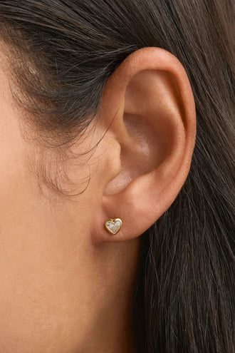 By Charlotte Radiant Heart Studs - Gold