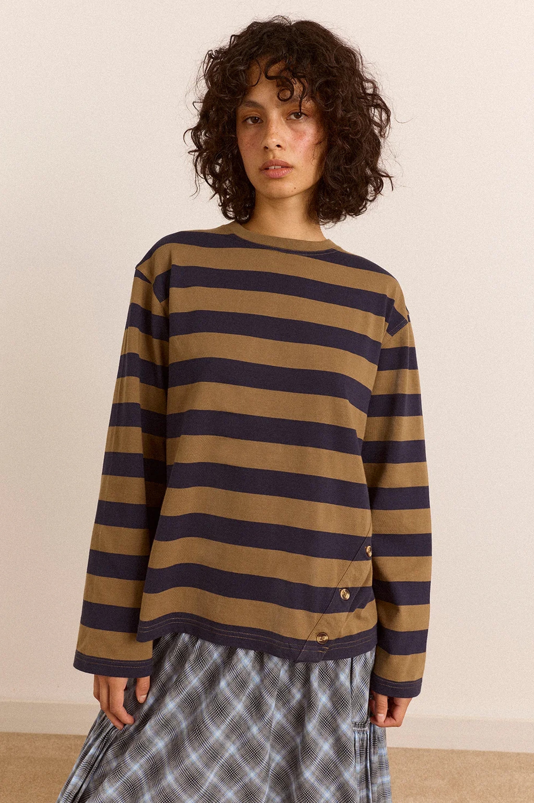 Damson Madder Scottie LS Tee – Olive Stripe