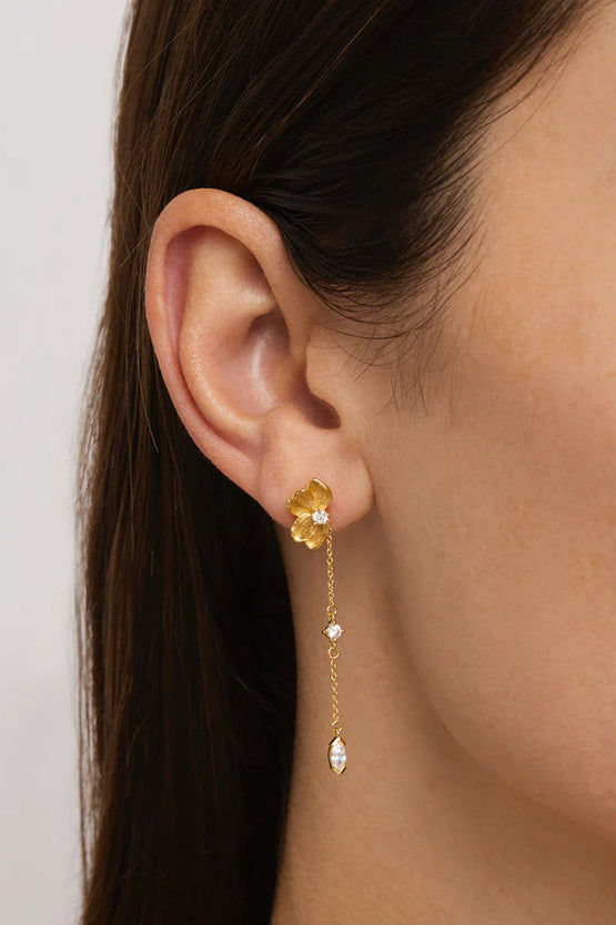 By Charlotte Serene Lotus Chain Earrings - Gold