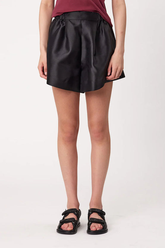 Remain Sutton Shorts - Black