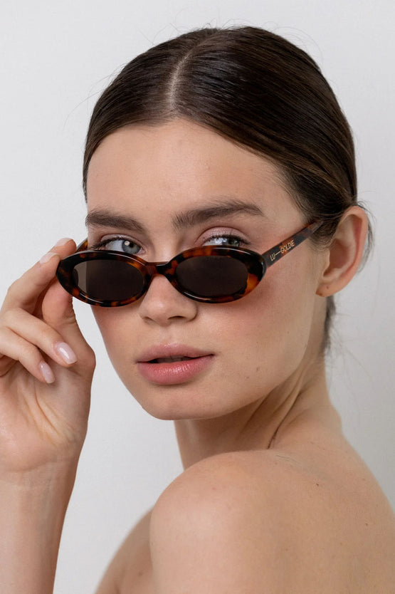 Lu Goldie Sylvie Sunglasses - Tortoise