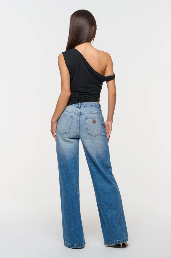 A Brand 95 Mid & Wide - Tamara
