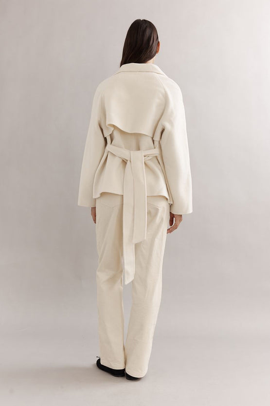 Caitlin Crisp Teddy Cropped Trench - Ivory