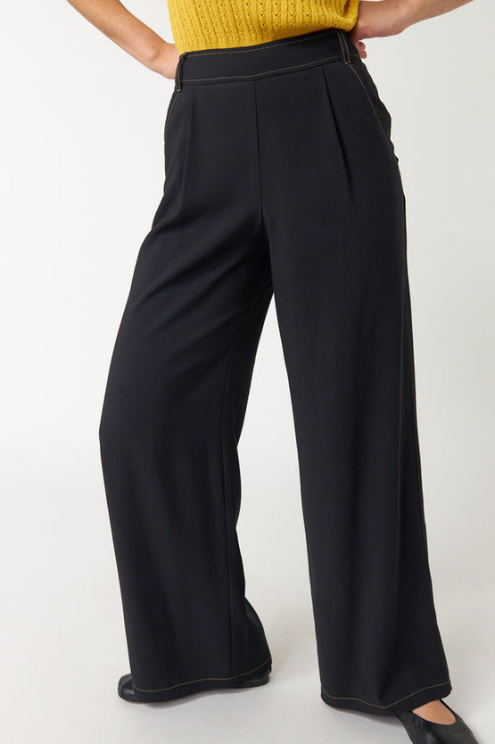 Sylvester Traveller Trouser - Black