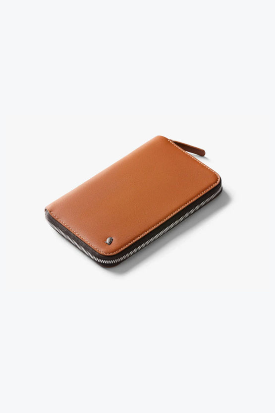 Bellroy Travel Folio Second Edition - Caramel