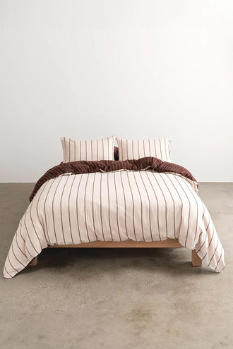 Hommey Quilt Cover - Vanilla / Mahogany