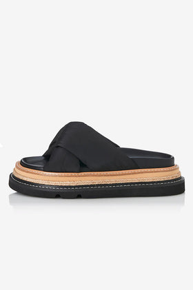 Alias Mae Vera Sandal - Black