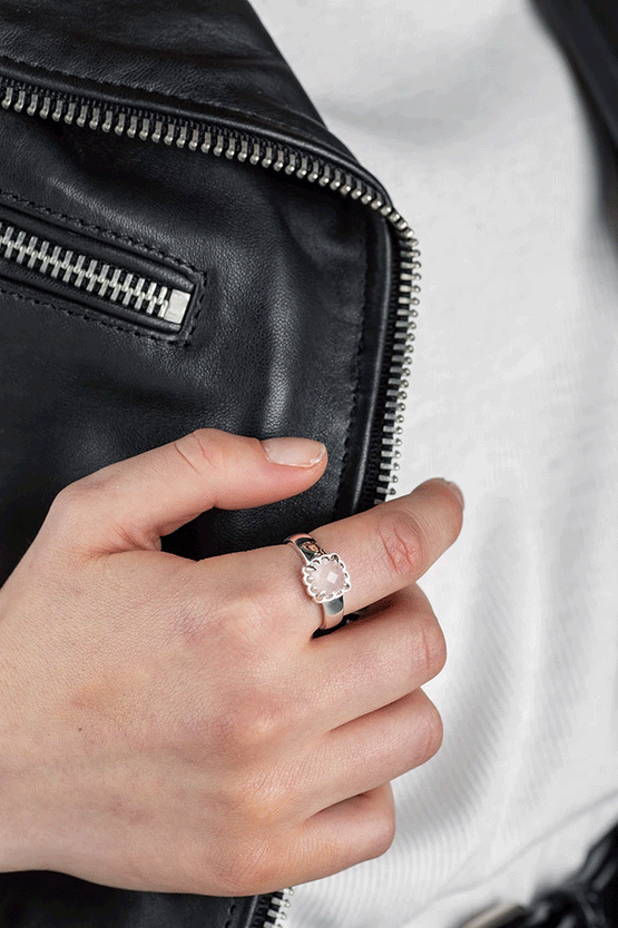 Stolen Girlfriends Club Baby Claw Ring - Rose Quartz
