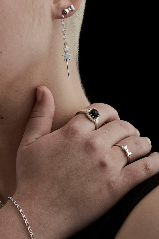 Stolen Girlfriends Club Baby Claw Ring - Silver/Oynx