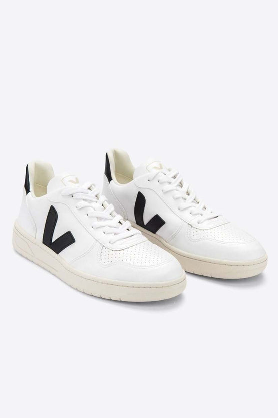 Veja V-10 CWL - White Black