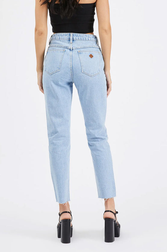 A Brand A 94 High Slim - Walk Away